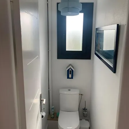 De La Plage, Front De Mer, Juno Semesterbostad