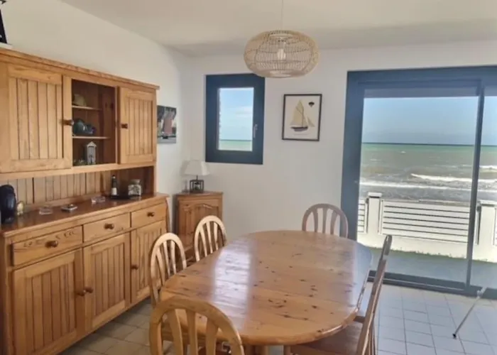 De La Plage, Front De Mer, Juno * Bernières-sur-Mer